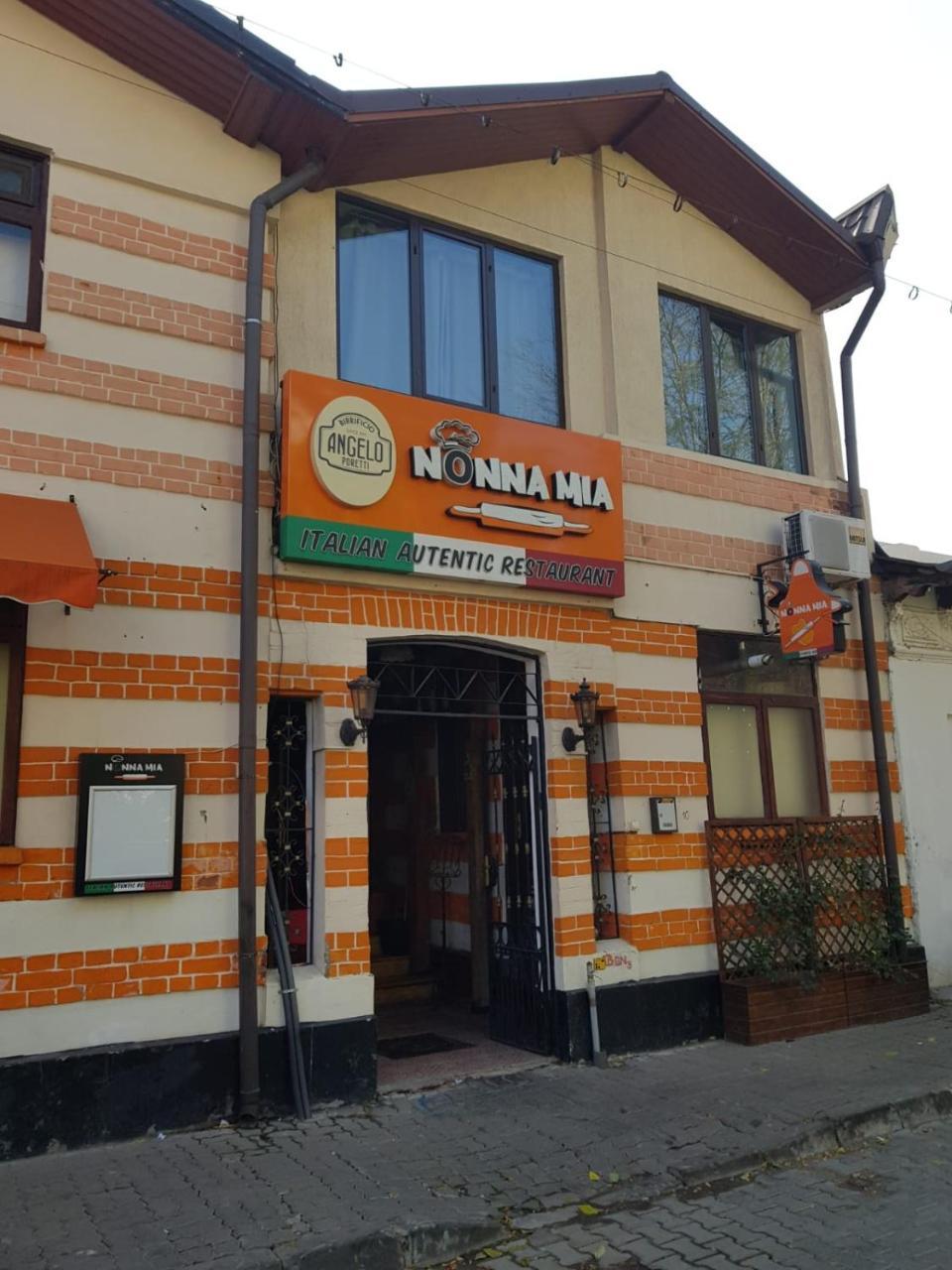 Nonna Mia Hotel Bucarest Exterior foto
